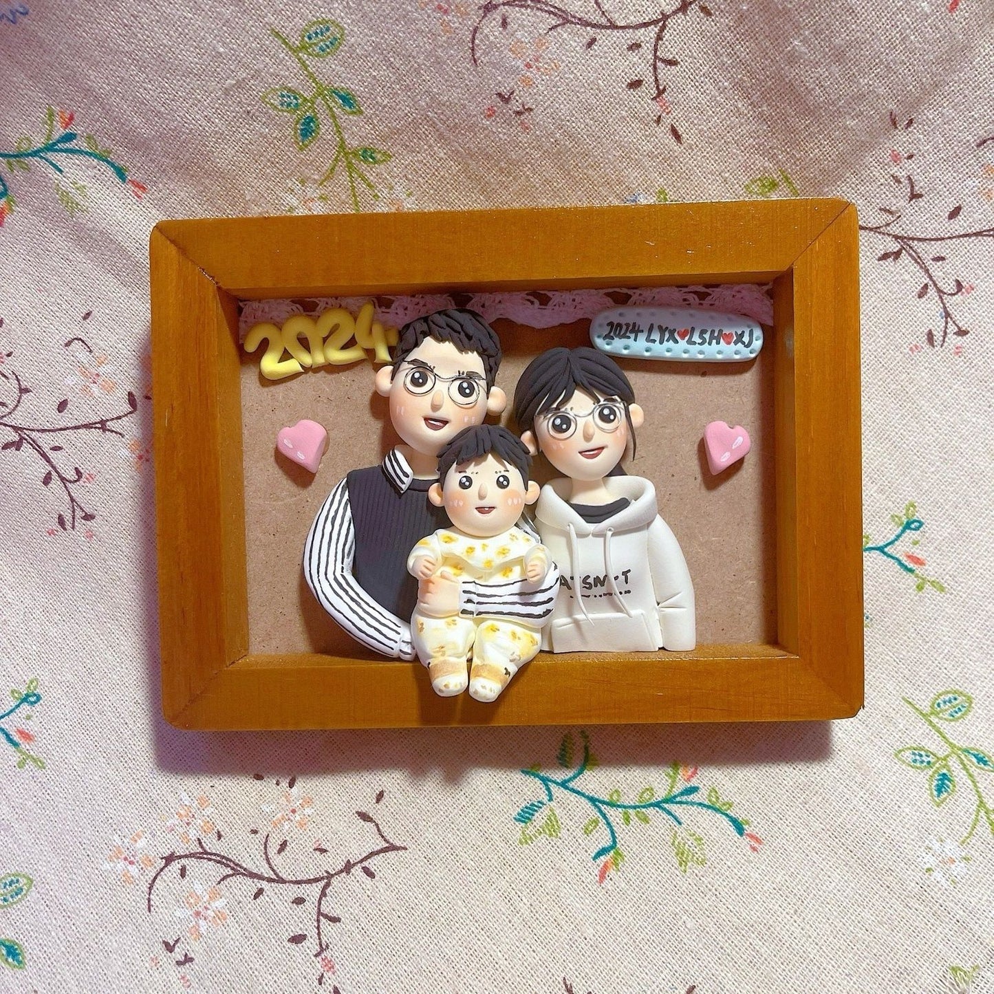 Custom Clay Cartoon Figurine Photo Frames Fmaily